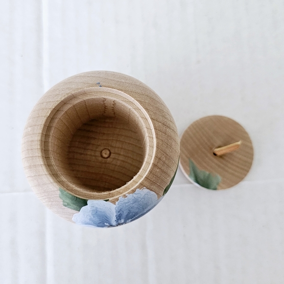 Wooden apple trinket box hand painted flower small decor lid - Picture 7 of 9